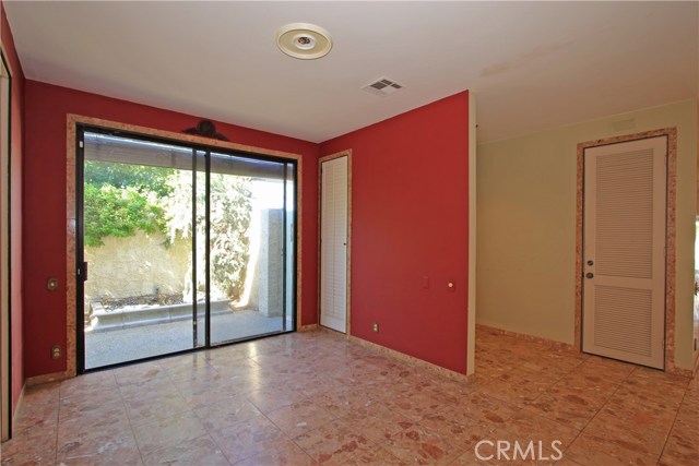 Image 10 for 1451  E Amado RD