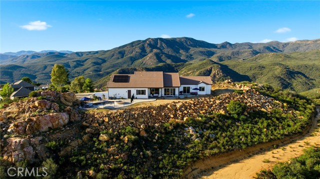 Detail Gallery Image 9 of 34 For 39472 Vista Del Bosque, Murrieta,  CA 92562 - 3 Beds | 2 Baths