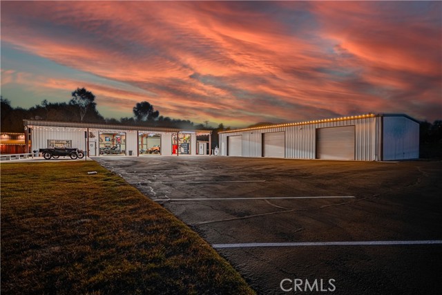26465 Douglas Avenue, Murrieta CA: https://media.crmls.org/medias/47755d76-f9de-422b-b967-17cb5327fb2f.jpg