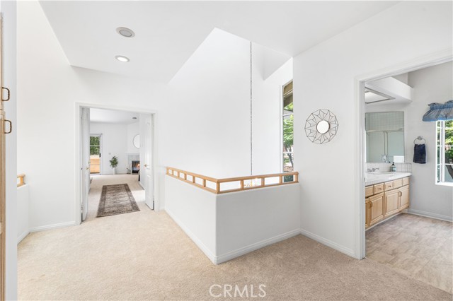 7 Greenmeadow Drive, Newbury Park CA: https://media.crmls.org/medias/47759626-d905-4c44-ac6f-c51bdaa1b2a9.jpg