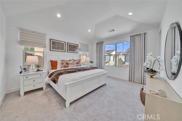 162 Somera, Irvine CA: https://media.crmls.org/medias/4775aa28-e68b-43ac-8b57-03a0f6ee8091.jpg