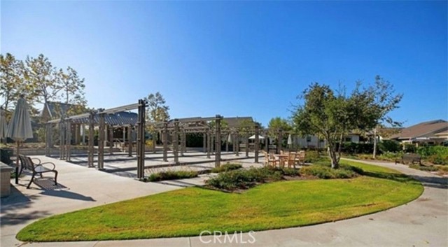 295 Autumn Way, Mission Viejo CA: https://media.crmls.org/medias/47763563-31a2-4766-bd2e-7c32d5cddd7f.jpg