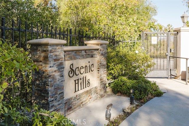 Detail Gallery Image 3 of 61 For 20055 Avenue of the Oaks #220,  Newhall,  CA 91321 - 3 Beds | 2 Baths