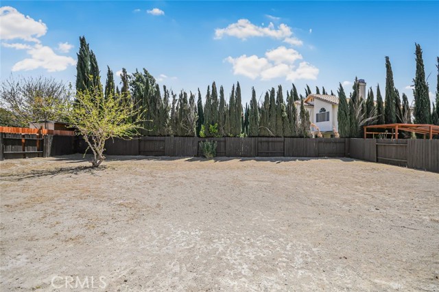 2608 W Oldfield Street, Lancaster CA: https://media.crmls.org/medias/477656c6-0320-4b16-91d5-bc6d4d1a1117.jpg