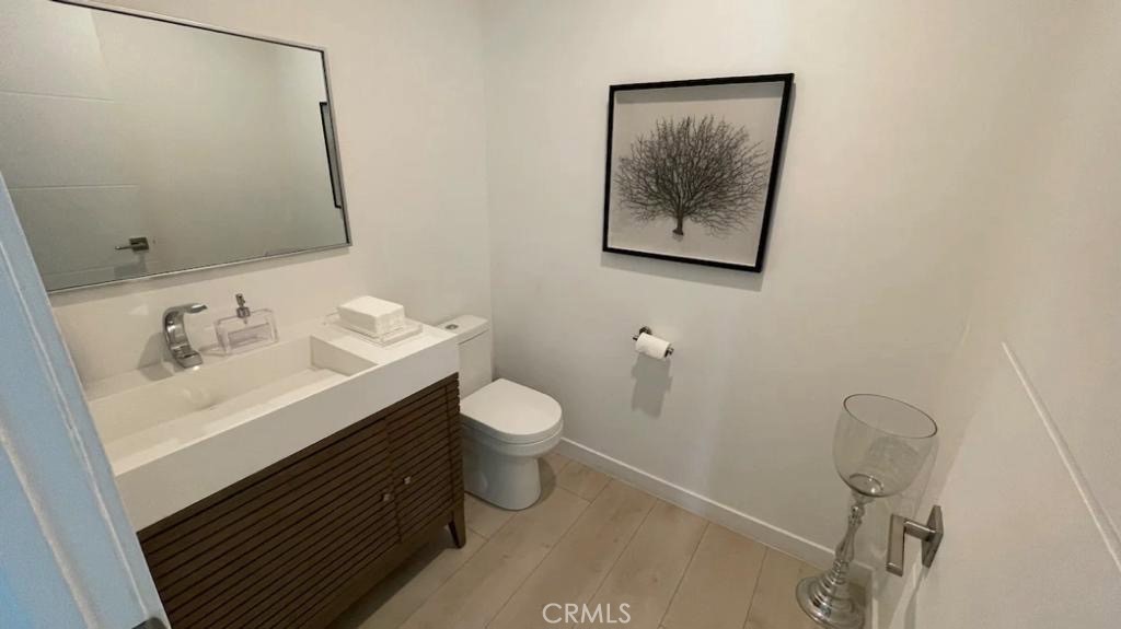https://media.crmls.org/medias/4776a9dc-0b80-4dc2-a02c-4006702767c4.jpg?preset=X-Large