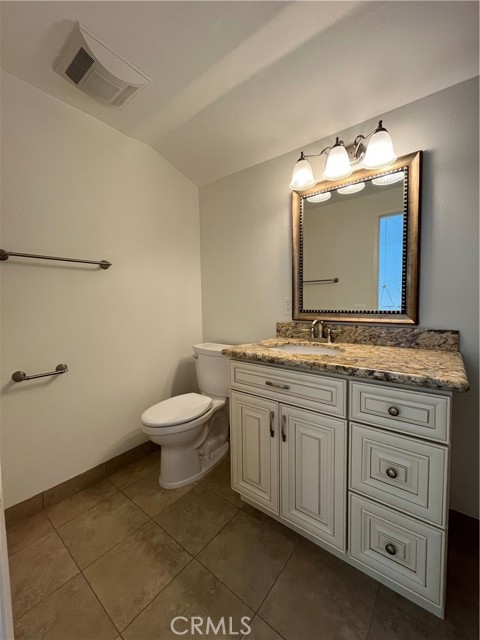 Detail Gallery Image 17 of 23 For 3804 Mainsail Cir, Westlake Village,  CA 91361 - 4 Beds | 2/1 Baths