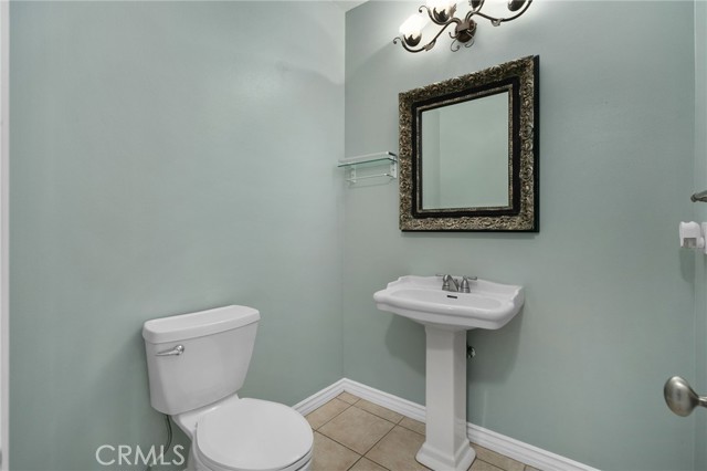 Detail Gallery Image 32 of 74 For 22428 Valley View Rd, Apple Valley,  CA 92308 - 6 Beds | 4/1 Baths