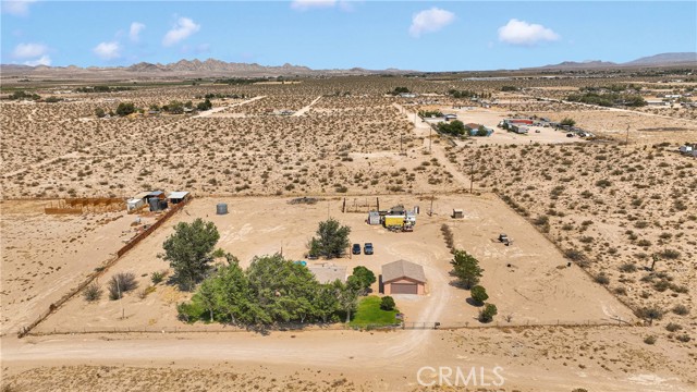 Detail Gallery Image 33 of 37 For 11025 Locust Ave, Lucerne Valley,  CA 92356 - 3 Beds | 2 Baths