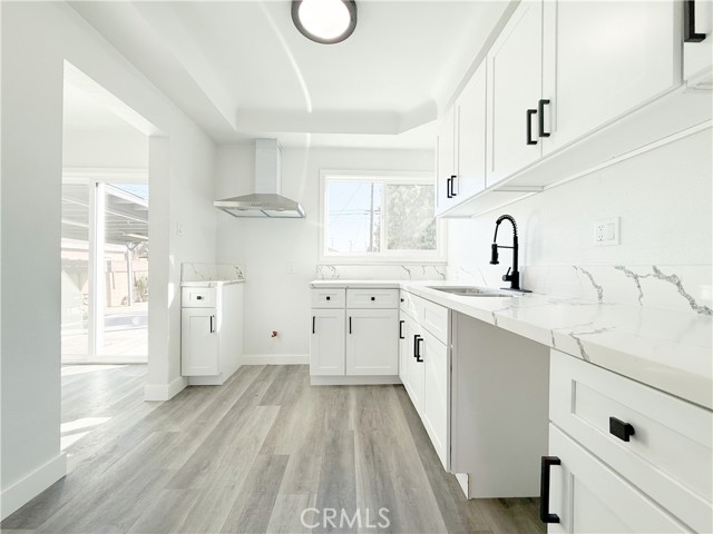 Detail Gallery Image 6 of 18 For 914 E 93rd St, Los Angeles,  CA 90002 - 3 Beds | 1 Baths