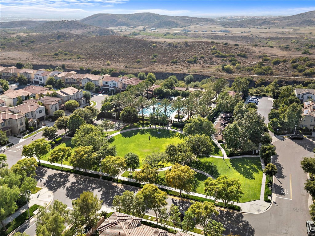 477866a4 E6db 40d0 8292 Acd8cbcb5948