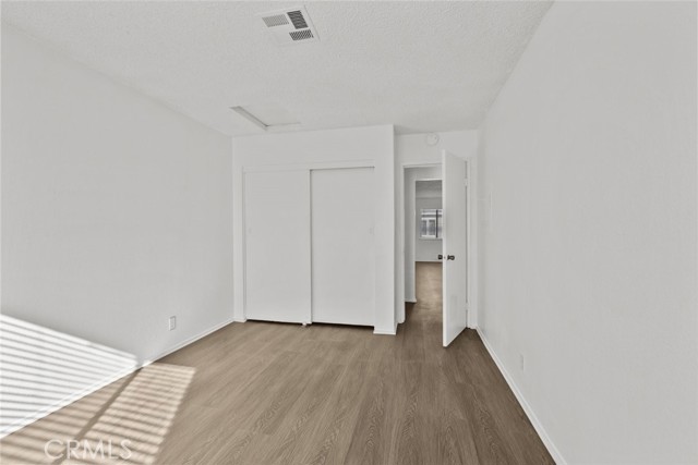 Detail Gallery Image 17 of 26 For 38501 Larkin Ave #4,  Palmdale,  CA 93550 - 2 Beds | 1 Baths