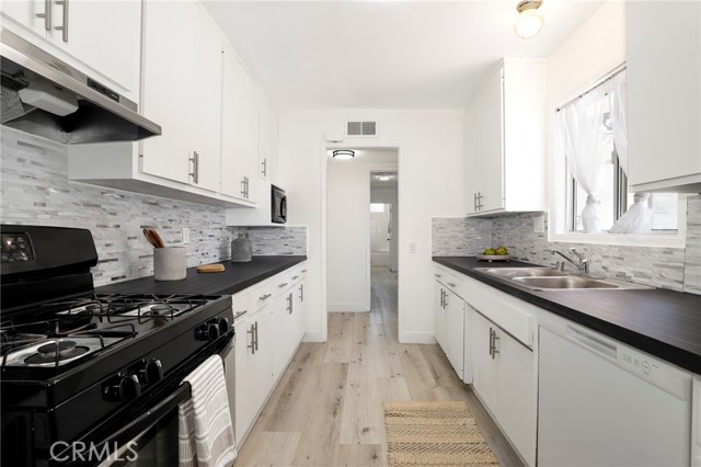7729 Sedan Avenue, West Hills CA: https://media.crmls.org/medias/4778f32e-e918-4018-9563-dbada1b2012e.jpg