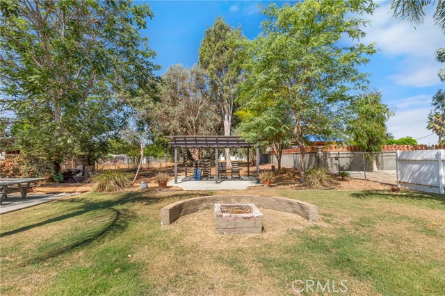 12596 Ross Avenue, Chino CA: https://media.crmls.org/medias/477a514d-9dea-4d04-b839-4a156941a1a8.jpg