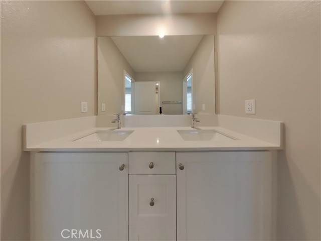 31683 Willowwood Way, Menifee CA: https://media.crmls.org/medias/477aa4b2-d07a-40a8-8de7-4023d2913229.jpg