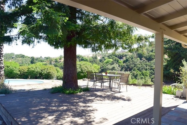 Detail Gallery Image 5 of 37 For 5 W 12th St, Paso Robles,  CA 93446 - 3 Beds | 3 Baths