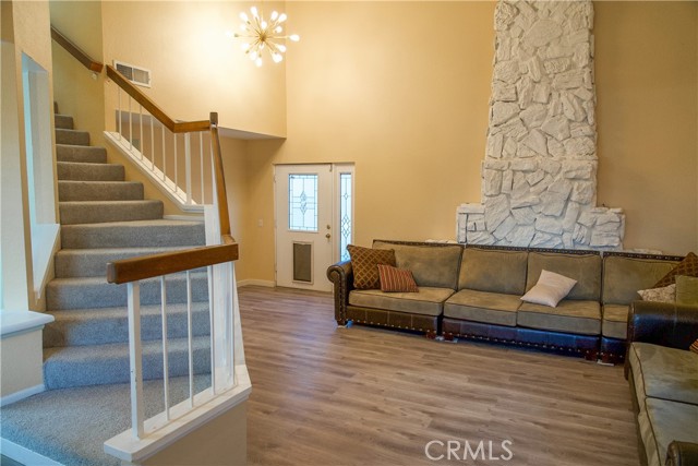 640 W Avenue Q12, Palmdale CA: https://media.crmls.org/medias/477b9a3f-2cbb-4412-beac-0321a5706b81.jpg