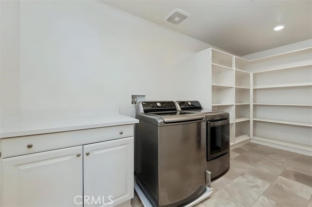 Detail Gallery Image 39 of 44 For 19435 Fortunello Ave, Riverside,  CA 92508 - 4 Beds | 3 Baths