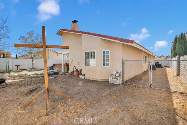 Detail Gallery Image 26 of 26 For 18270 Lakeview Dr, Victorville,  CA 92395 - 3 Beds | 2 Baths