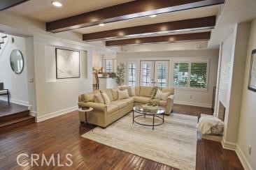 24066 Regents Park Circle, Valencia CA: https://media.crmls.org/medias/477c9de6-f7b7-4772-8e55-033ee9c90540.jpg