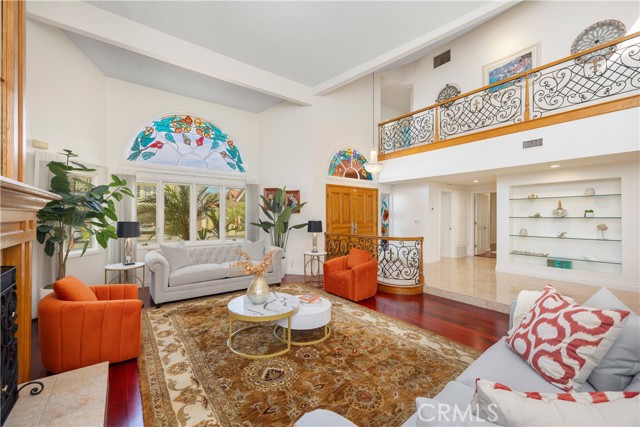 Detail Gallery Image 17 of 63 For 3372 Venture Dr, Huntington Beach,  CA 92649 - 4 Beds | 3/1 Baths