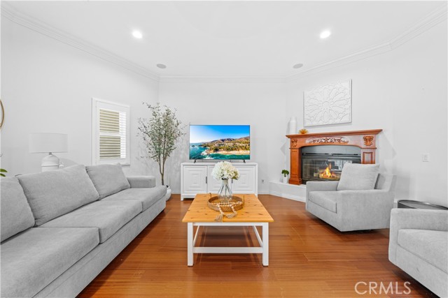 Image 7 of 23 For 1621 Bryan