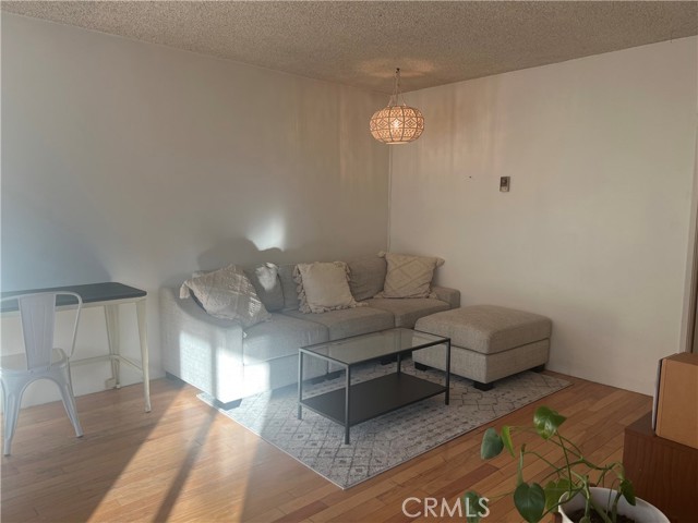 Detail Gallery Image 9 of 36 For 1525 E 2nd St #4,  Long Beach,  CA 90802 - 1 Beds | 1 Baths