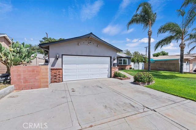 Detail Gallery Image 5 of 38 For 1968 Miramar St, Pomona,  CA 91767 - 3 Beds | 2 Baths