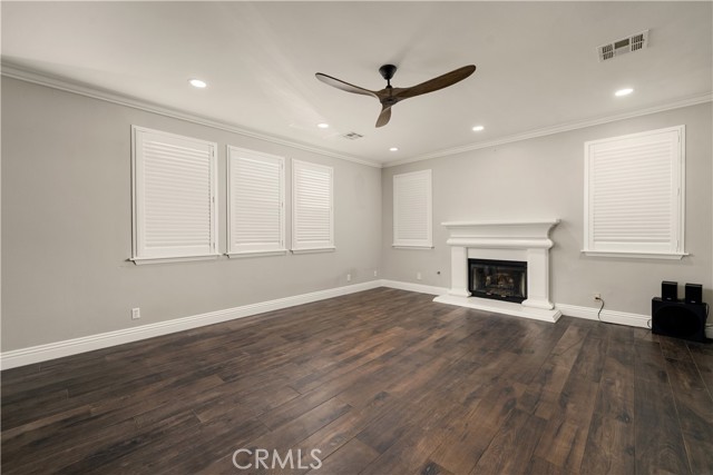 26726 Wyatt Lane, Stevenson Ranch CA: https://media.crmls.org/medias/477f8b10-9ad0-4895-a130-250d471f3397.jpg