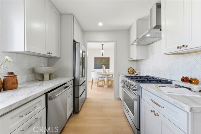 Detail Gallery Image 10 of 33 For 5104 Lindblade, Culver City,  CA 90230 - 3 Beds | 2 Baths