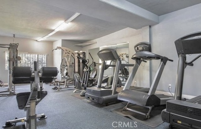 Detail Gallery Image 15 of 20 For 6744 Hillpark Dr #407,  Hollywood,  CA 90068 - 2 Beds | 1/1 Baths