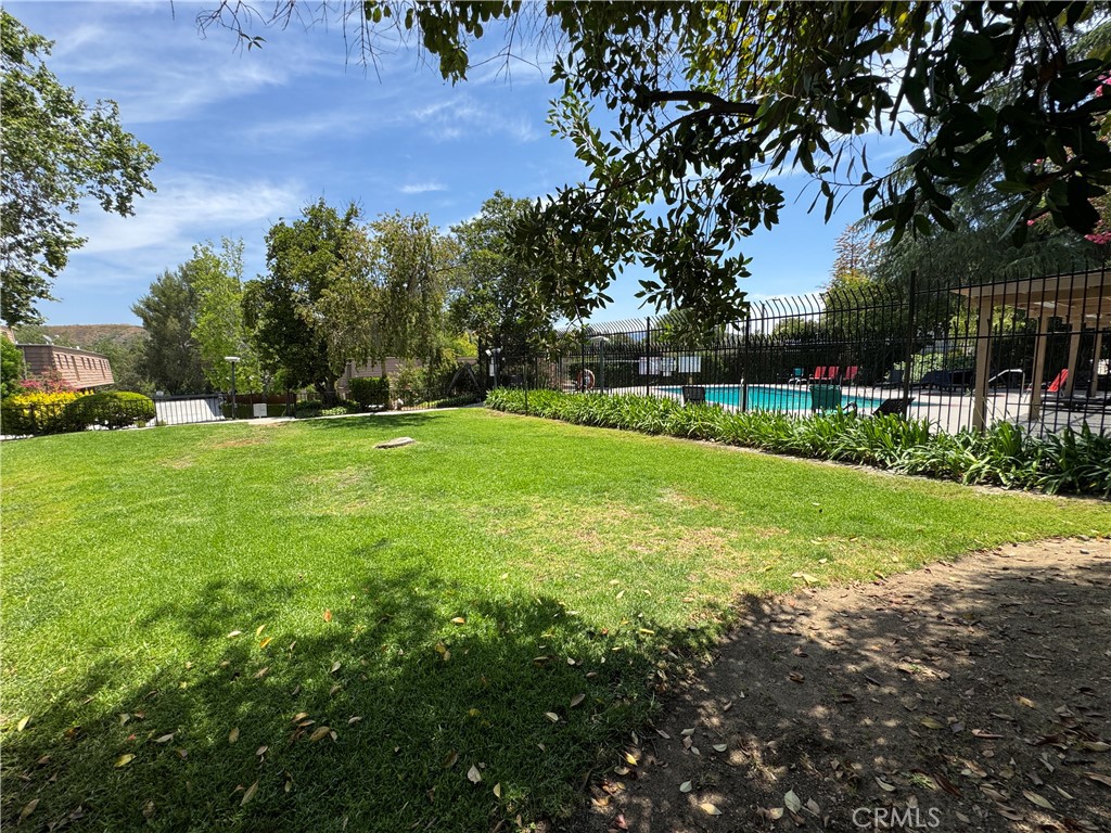 https://media.crmls.org/medias/4780de89-1a7b-41f2-9e93-6e6b5d44222c.jpg?preset=X-Large