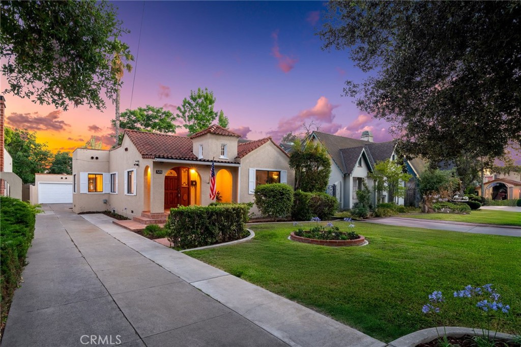 520 W Santa Clara Avenue