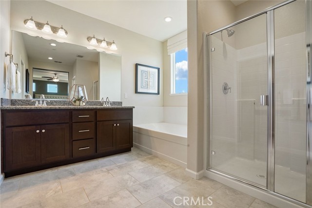 840 Jovan Court, Merced CA: https://media.crmls.org/medias/47822677-0bc8-4b9e-ab88-3a2c1c55521d.jpg