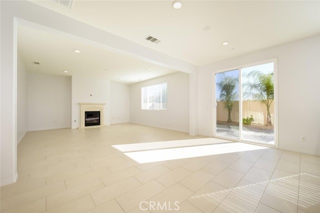 Detail Gallery Image 5 of 52 For 36712 Summer Dain, Wildomar,  CA 92595 - 4 Beds | 3 Baths