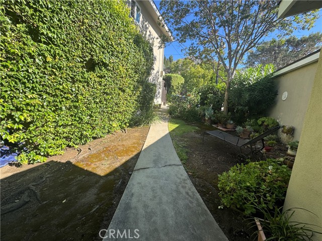 Detail Gallery Image 25 of 29 For 198 E Laurel Ave #D,  Sierra Madre,  CA 91024 - 2 Beds | 1 Baths