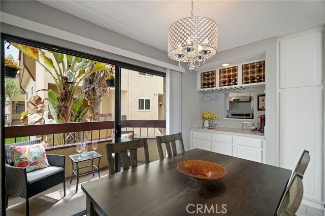 Detail Gallery Image 11 of 37 For 1012 S Marengo Ave #4,  Alhambra,  CA 91803 - 3 Beds | 2/1 Baths