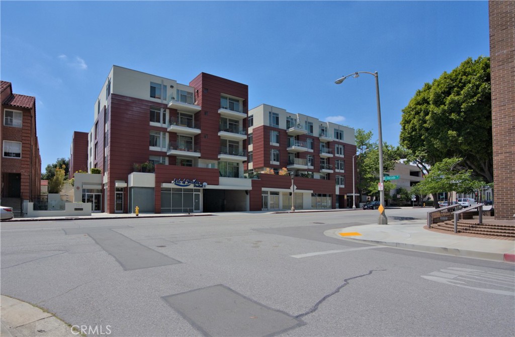 133 S Los Robles Avenue 406, Pasadena, CA 91101