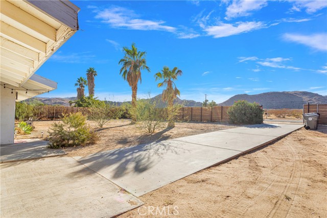 Detail Gallery Image 8 of 34 For 4789 Avenida Del Sol, Joshua Tree,  CA 92252 - 2 Beds | 2 Baths