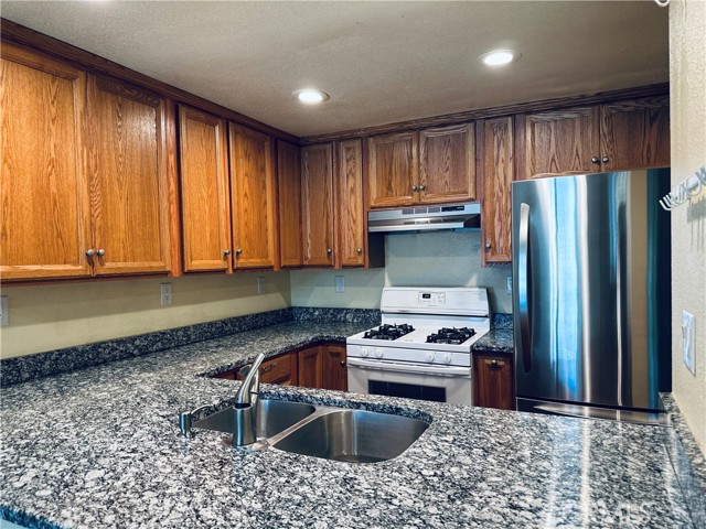 2003 S Mountain Avenue, Ontario CA: https://media.crmls.org/medias/4786af5c-6280-4c7b-9581-a00c74ea1cc2.jpg
