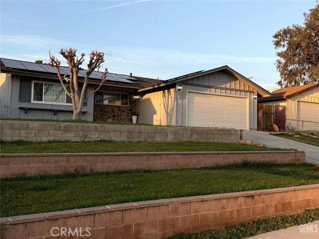 Detail Gallery Image 2 of 2 For 7904 Nettie Ct, Bakersfield,  CA 93306 - 3 Beds | 2 Baths