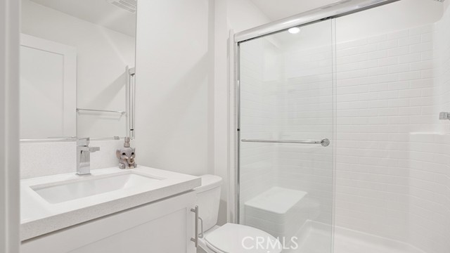 Detail Gallery Image 23 of 38 For 16372 Moonstone Cir, Tustin,  CA 92782 - 3 Beds | 3/1 Baths