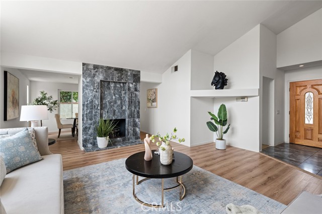 15539 Feldspar Drive, Chino Hills CA: https://media.crmls.org/medias/47883108-75c3-4119-a2fa-fc1b33c4017d.jpg