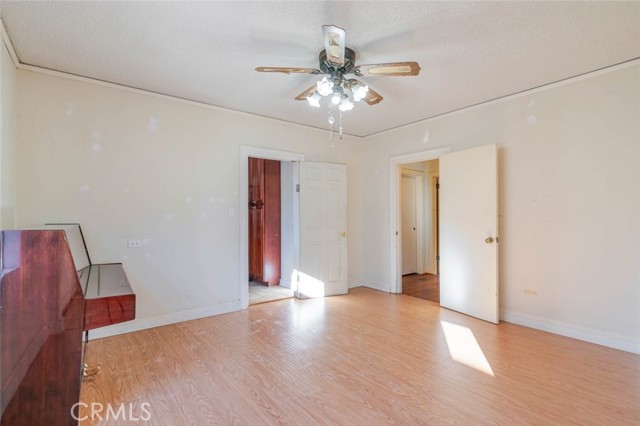 Detail Gallery Image 6 of 25 For 1221 Wesley Ave, Pasadena,  CA 91104 - 3 Beds | 2 Baths