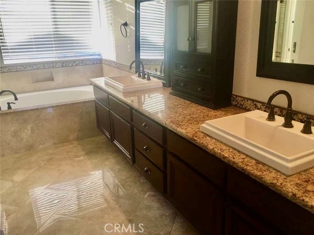 Detail Gallery Image 15 of 18 For 11356 Verona Dr, Rancho Cucamonga,  CA 91701 - 4 Beds | 3 Baths