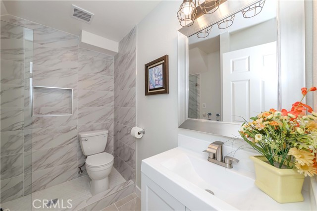 Detail Gallery Image 6 of 18 For 918 Huntington Dr #O,  Duarte,  CA 91010 - 2 Beds | 2 Baths