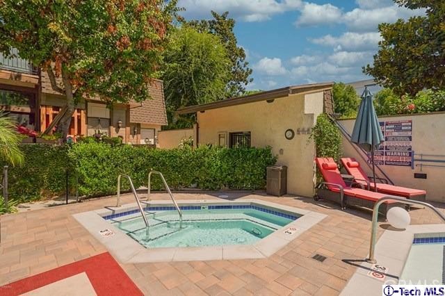 2 Bed Home for Sale in Sherman Oaks, California