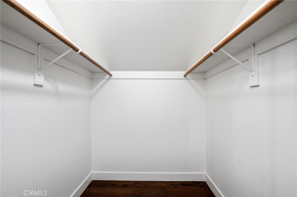 https://media.crmls.org/medias/4789ce4e-78c1-4102-ab25-0d218eb6533b.jpg?preset=X-Large