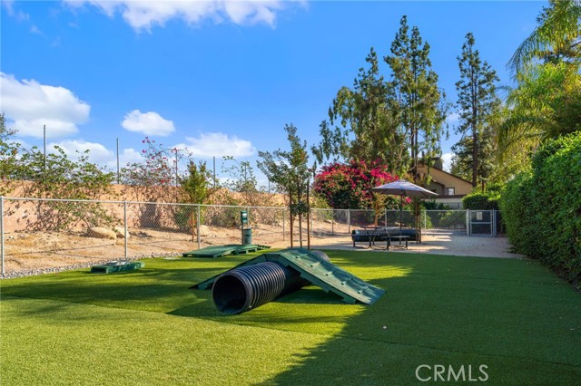 2692 Highland Avenue, Highland CA: https://media.crmls.org/medias/478a555b-f714-4b4d-a488-da0c49fbd91b.jpg