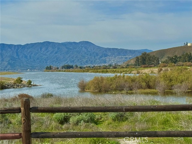 Detail Gallery Image 21 of 22 For 29325 Centerfield, Lake Elsinore,  CA 92530 - 4 Beds | 3 Baths