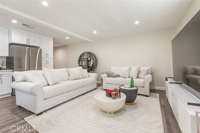 Detail Gallery Image 38 of 64 For 17465 Tuscan Dr, Granada Hills,  CA 91344 - 6 Beds | 5 Baths
